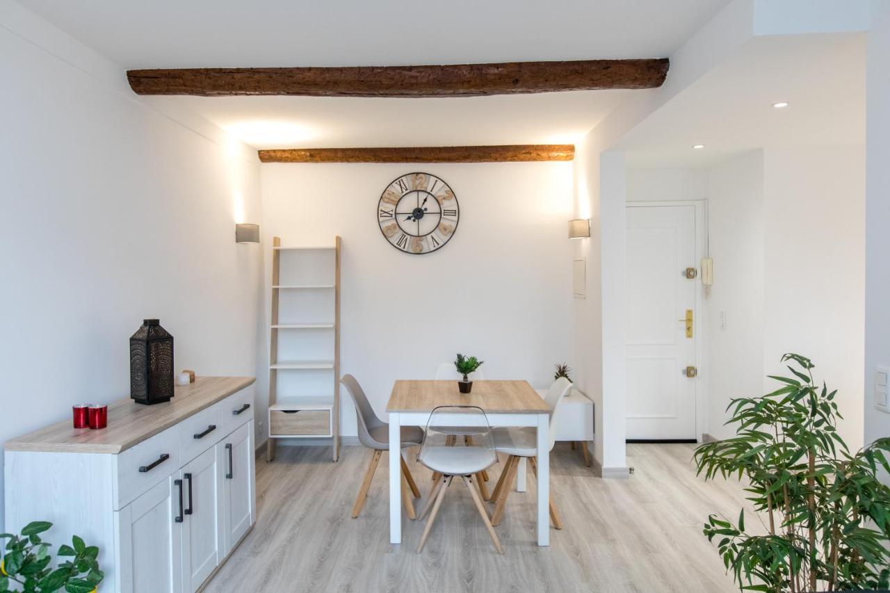 Appartement Le Forville : 400m Palais, Calme, Clim