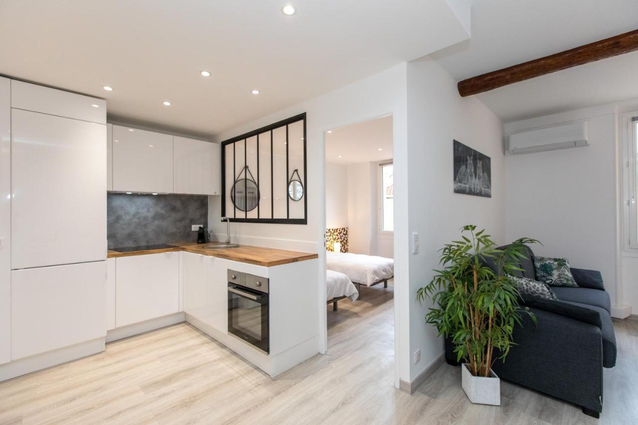 Appartement Le Forville : 400m Palais, Calme, Clim *