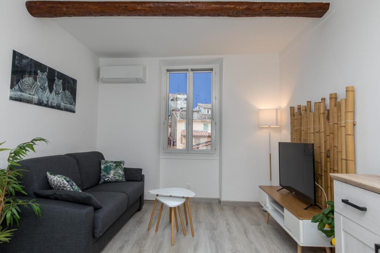Appartement Le Forville : 400m Palais, Calme, Clim